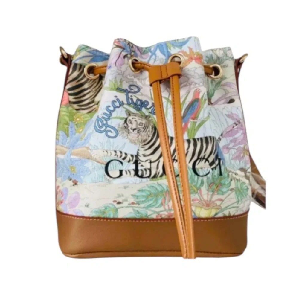 Gucci Upcycled Tiger Dustbag Shoulder Bag with Leather Trim - Picture 6 of 12